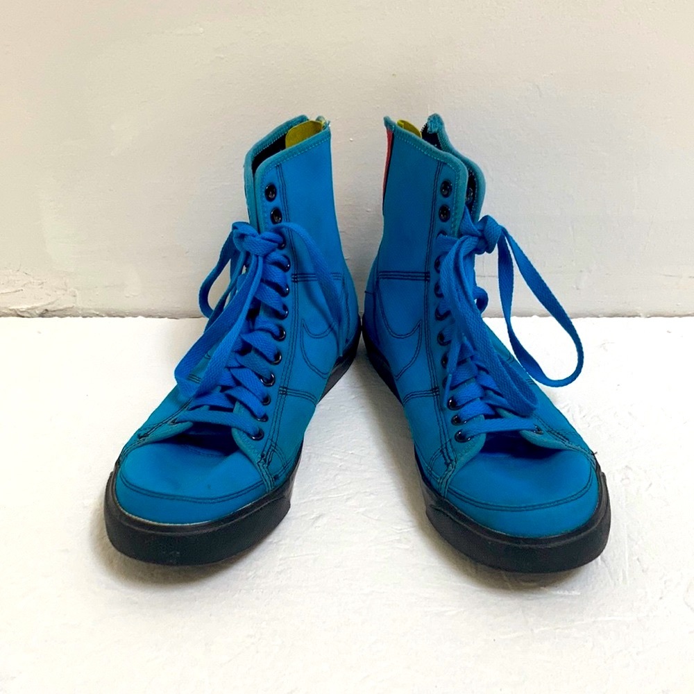 US 9 Rare Nike Aqua Blazer Neoprene High Top released in 2010.